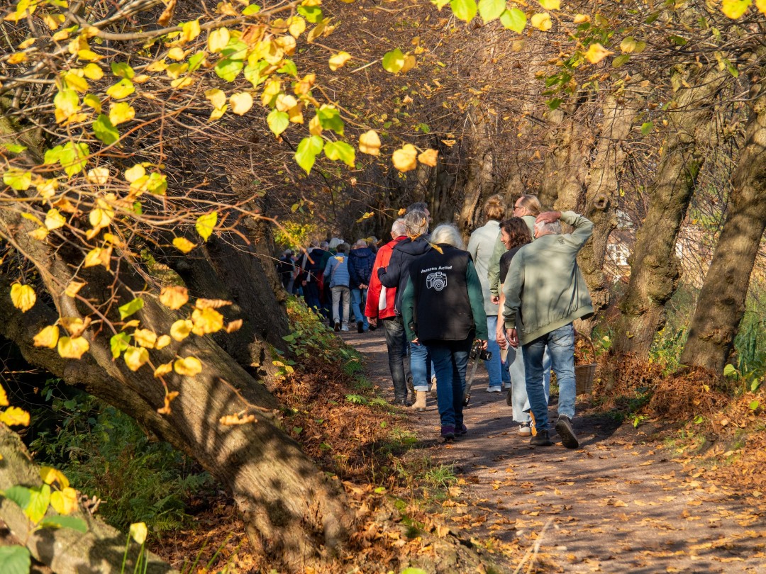 Mooie herfstdag tijdens opening Nijmolensebeekpad