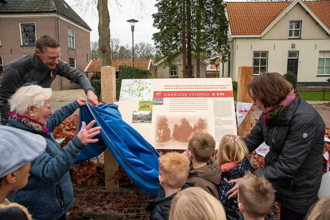 Opening Haarlose Veldpad